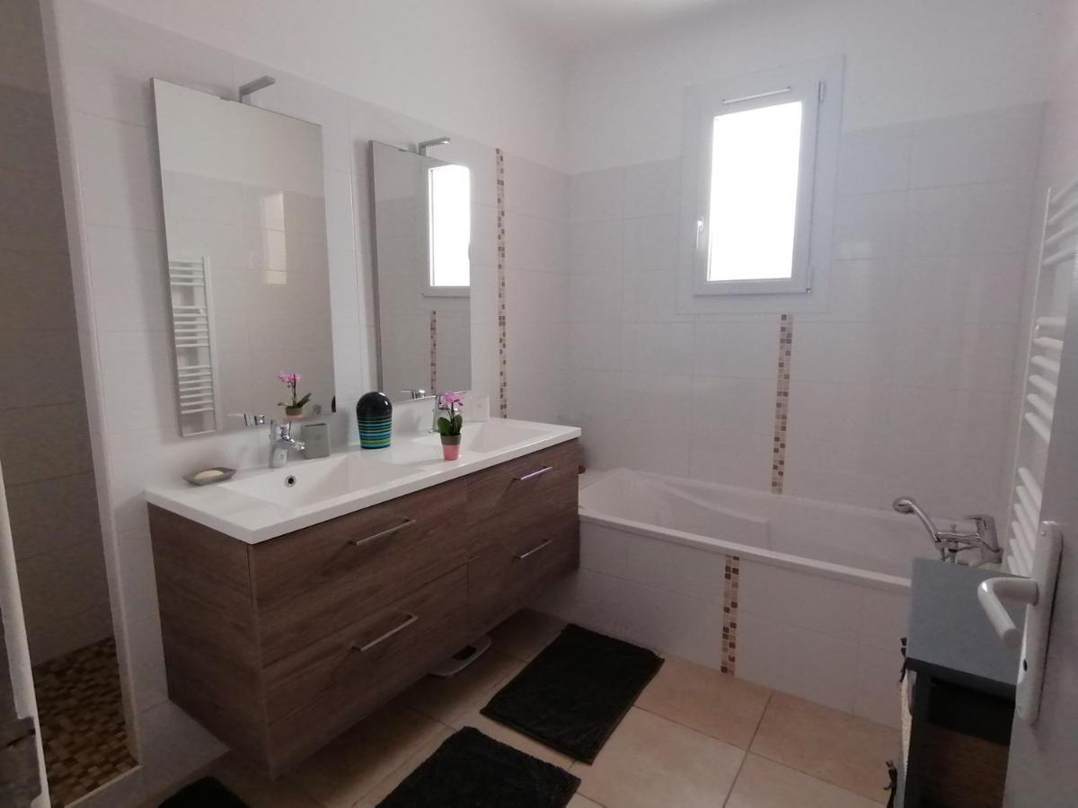 Apartamento Chez Titi Mornas Exterior foto