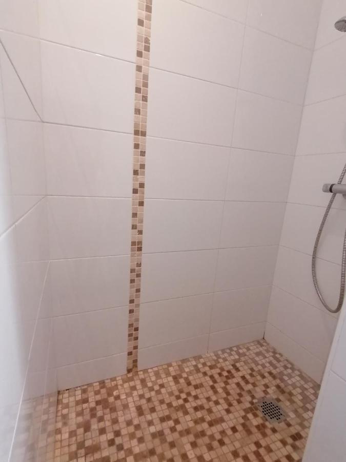 Apartamento Chez Titi Mornas Exterior foto